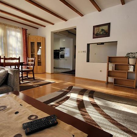 Apartment Cobanija サラエヴォ エクステリア 写真